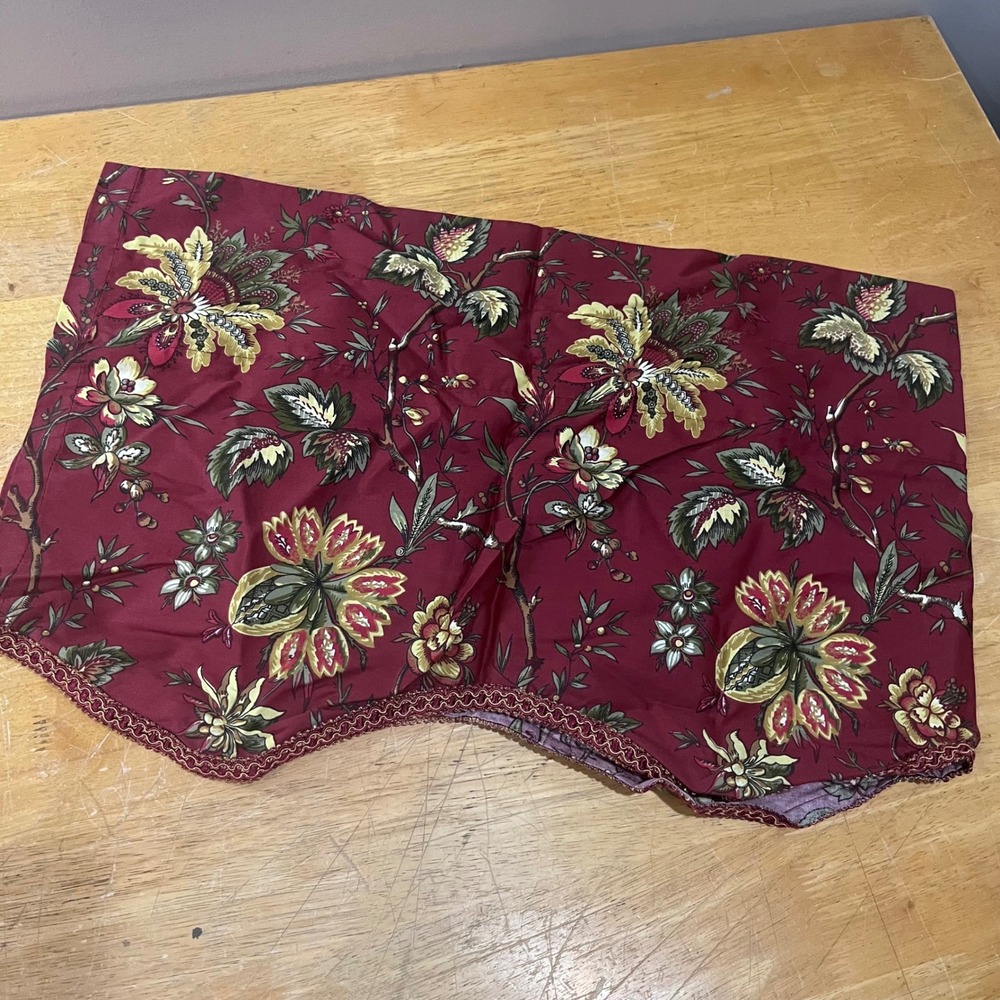 Vtg Waverly Scalloped Valance Burgundy Red Felicity Floral 48x17 Cottagecore